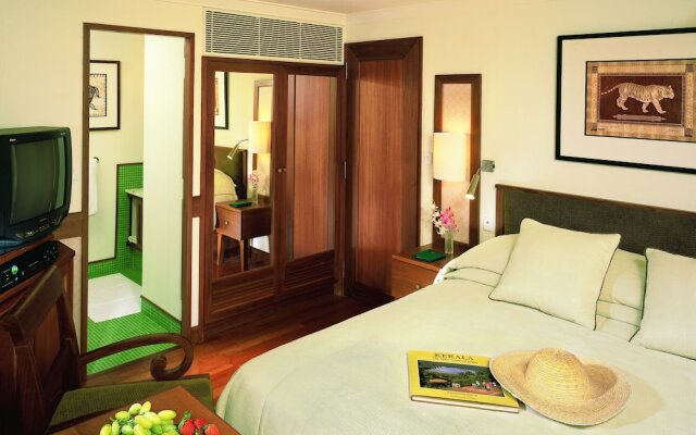 The Oberoi Vrinda, Luxury Kerala Cruiser