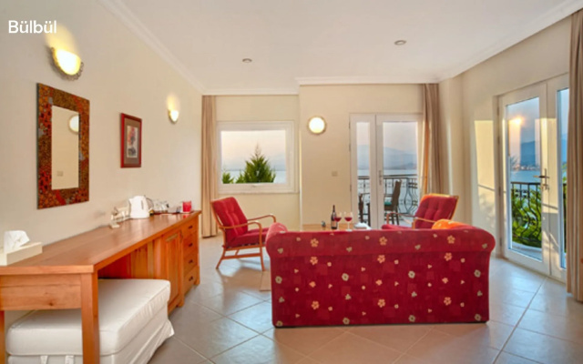 Ece Hotel Sovalye Island