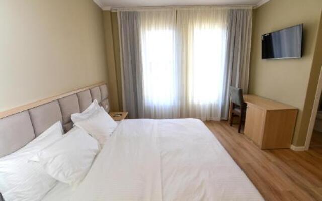 SANTO Hotel