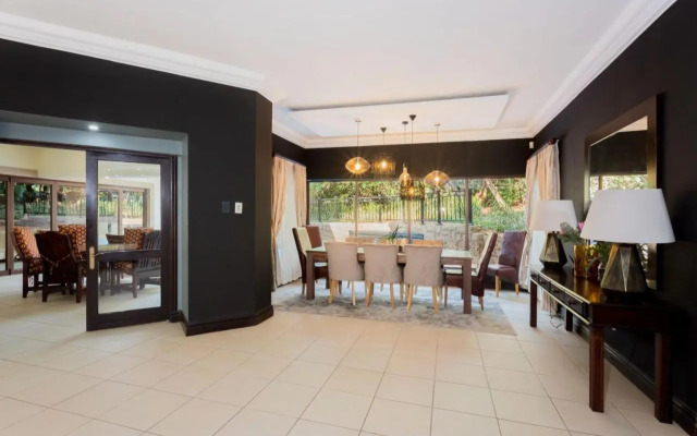 9 The Pin – Zimbali 6 Bedroom