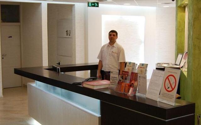 Tiski Cvet Hotel