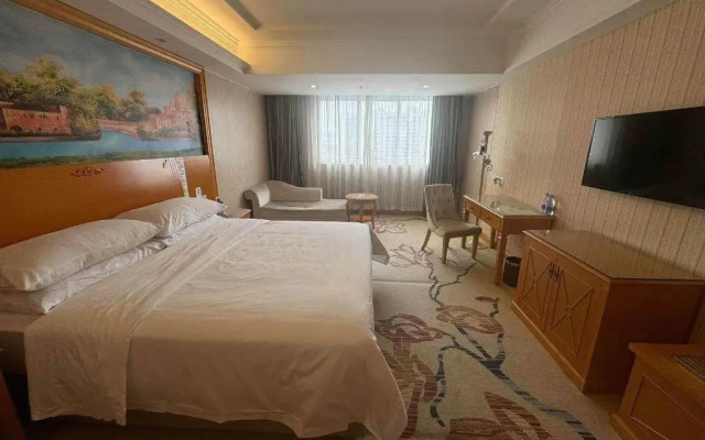 维也纳酒店(东莞大朗店)