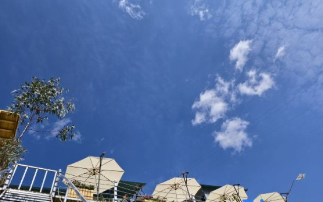 Lulin Mountain Villa Homestay (Shangri-La Tiger Leaping Gorge Scenic Area Branch) – Outside – Lijiang