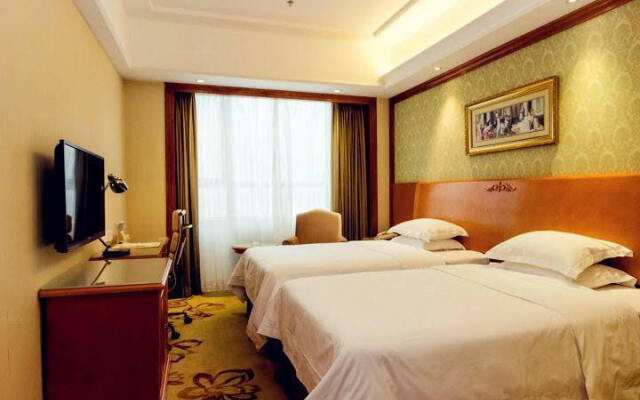 Vienna Hotel Shenzhen International