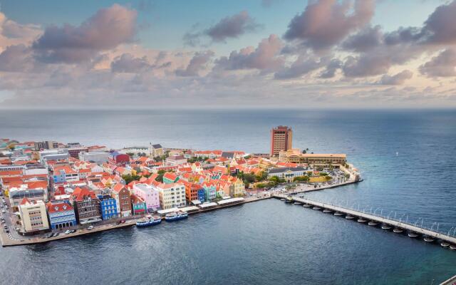 *** NEW LISTING *** ? Casa Verde ? Unique 2BR Apartment DT Willemstad