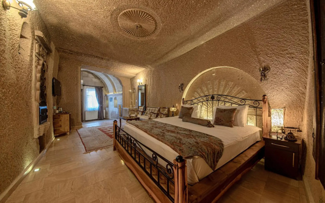 Roma Cave Suite Hotel