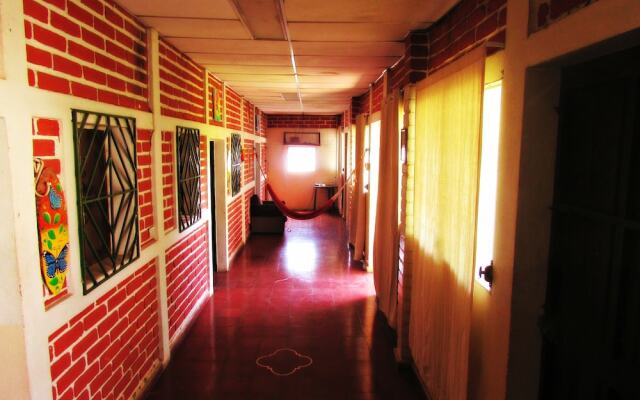 Santorini Hostal y Restaurante