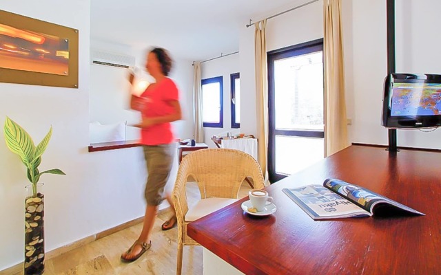 4Reasons Hotel And Bistro