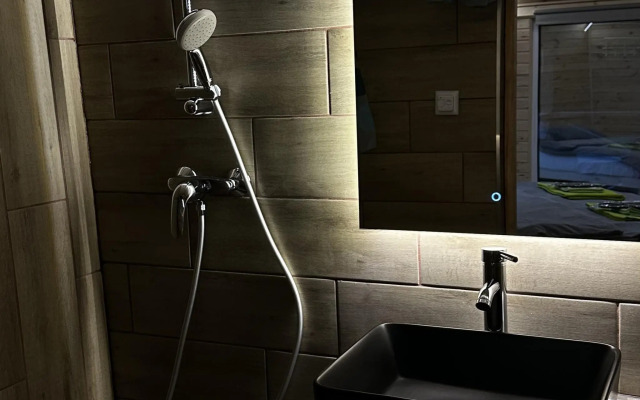 Зелёный колобок