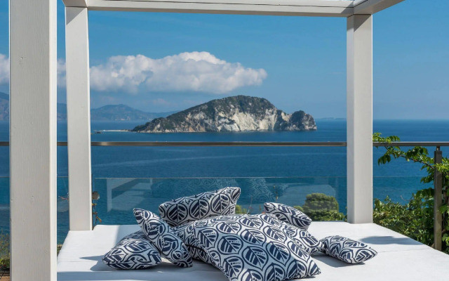 Serenus Luxury Villa