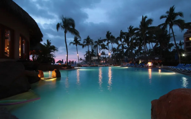 Torres Mazatlan Condominiums