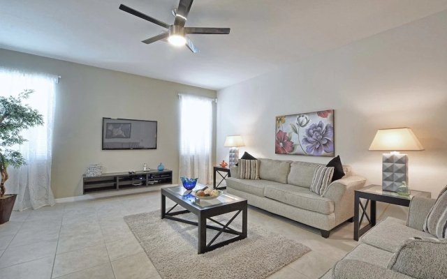 Veranda Palms- 5 Bedroom Pool Home- 1703VP