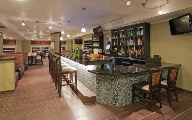 Holiday Inn Hotel & Suites San Mateo-San Francisco SFO by IHG