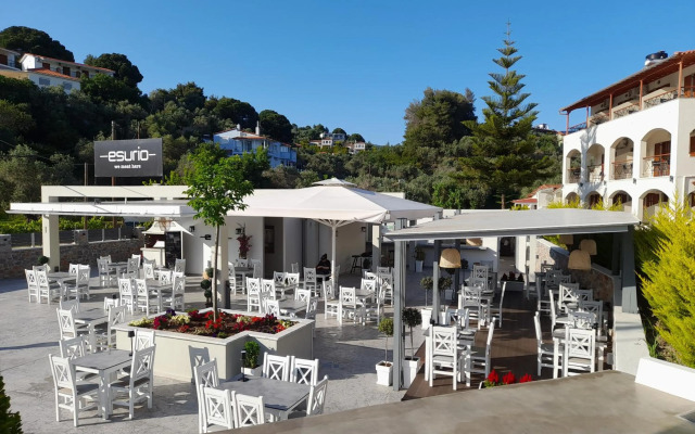 Marina Hotel