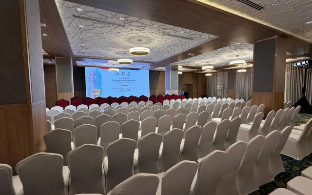 Surgrand Hotel