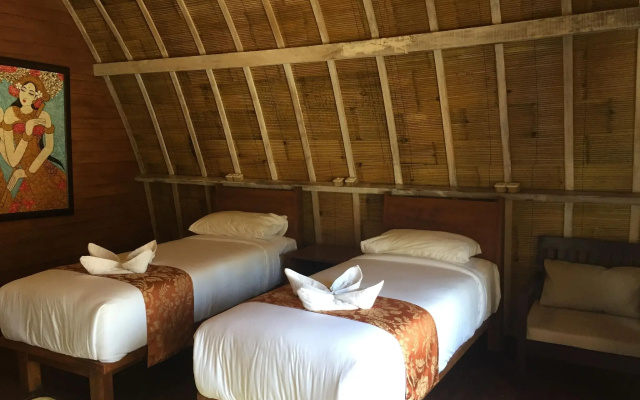 Paradesa Villa – Guest Rooms – Gili Trawangan