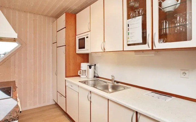 8 Person Holiday Home in Gelting