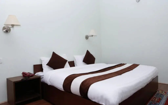 OYO 1312 Eco Poplar Villa & Resort