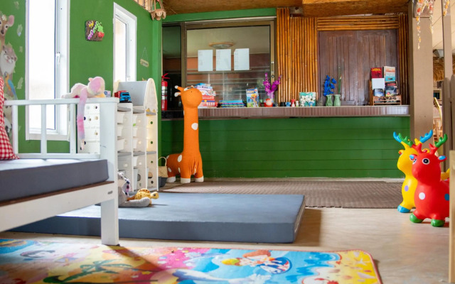 Lanta Riviera Resort  (SHA Extra Plus)
