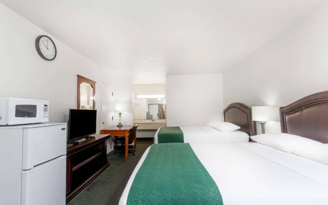 Simple Rewards Inn