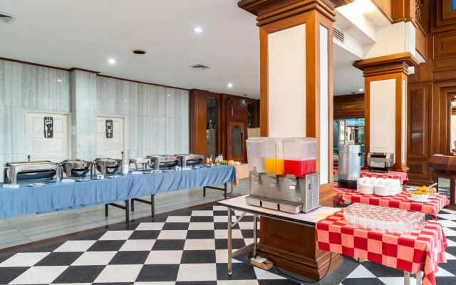 Welcome Plaza Hotel