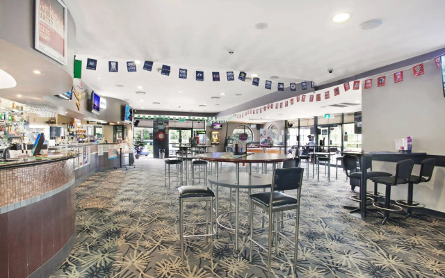 Gateshead Tavern Motel