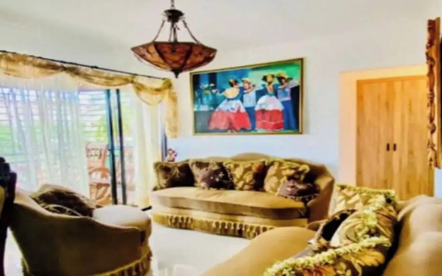 Hermoso Apartamento de Tres Habitaciones