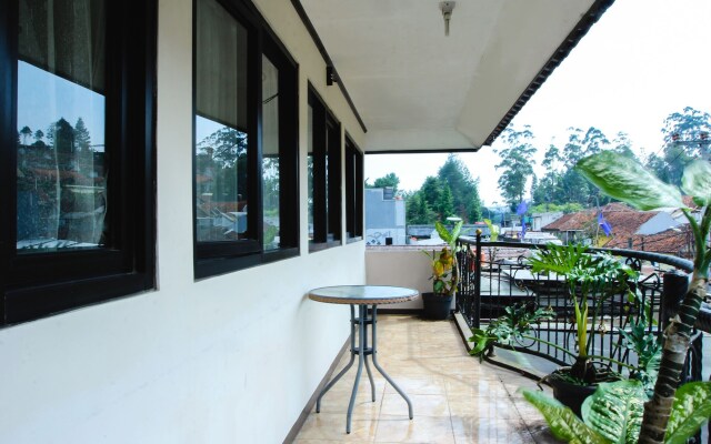 OYO 677 Rianes Family Guest House
