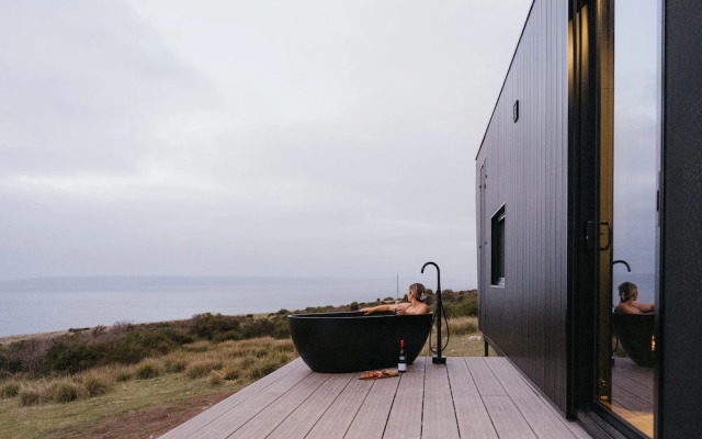CABN Kangaroo Island Ocean View Private Off Grid Luxury Accommodation