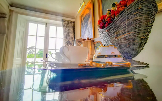 Cedar House Boutique B&B