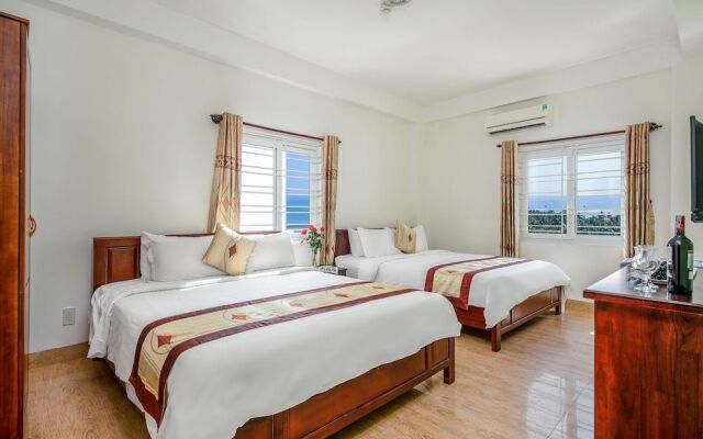 Little Beach Hotel Da Nang