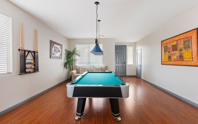 3000sqft House 8beds 3bath Pool Jacuzzi Bbqj