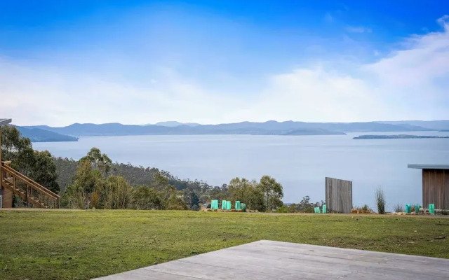 The Outlook on Mount Louis – 2 Bedroom