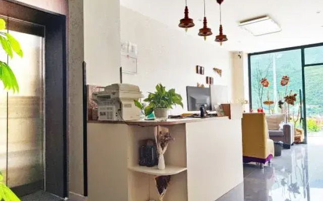 Mountain View Yu Homestay