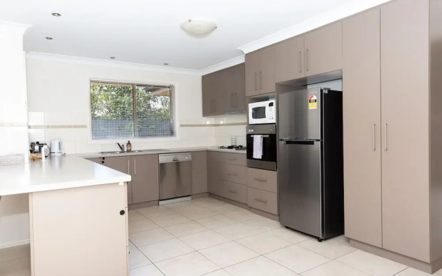 Lovely 3 Bed 2 Bath in the City Centre