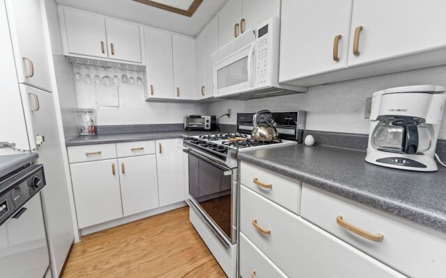 Ski-In Ski-Out Summit Townhouse