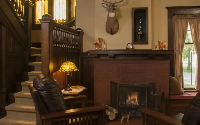 Red Forest Bed & Breakfast