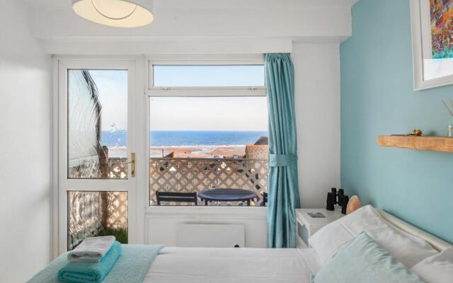 Seaward Apartment - Sea Views Village Centre