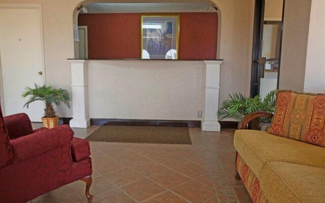 Americas Best Value Inn Evergreen