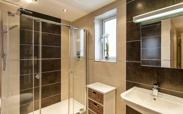 The Penthouse @ Carus Green