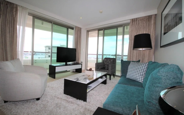 Seascape Apartment (Pullman 10D)