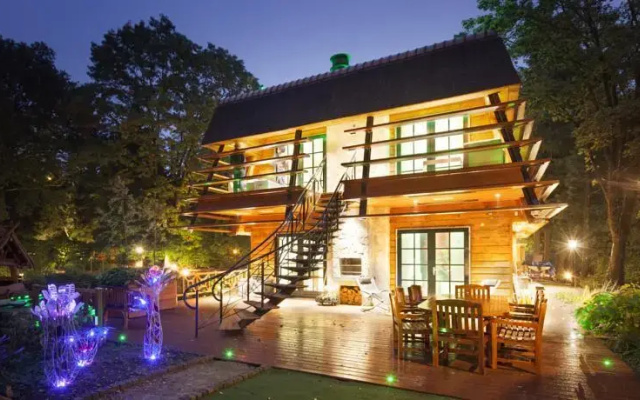 Laren, the Lodge
