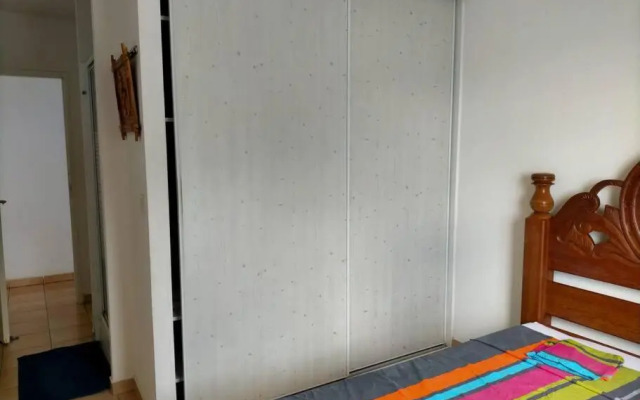 Bel appartement avec piscine, face à la mer