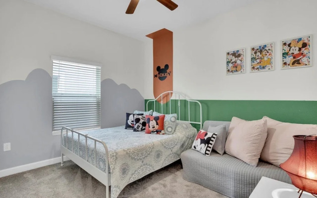 4361 Quote st