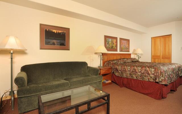 Evergreen Condominiums by Keystone Resort