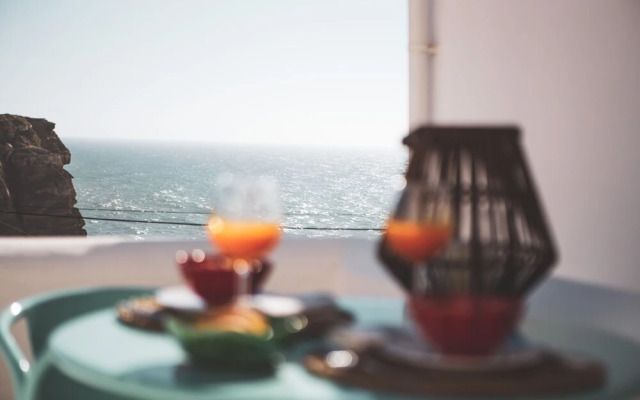 Azenhas do Mar West Coast Design & Surf