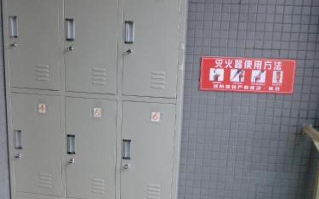 Leshan Seven Days Sunshine Student Apartment