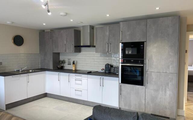 Roomotel - Sir Robert Peel Court