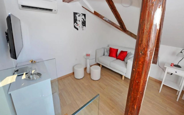 Nirvana Luxury Rooms