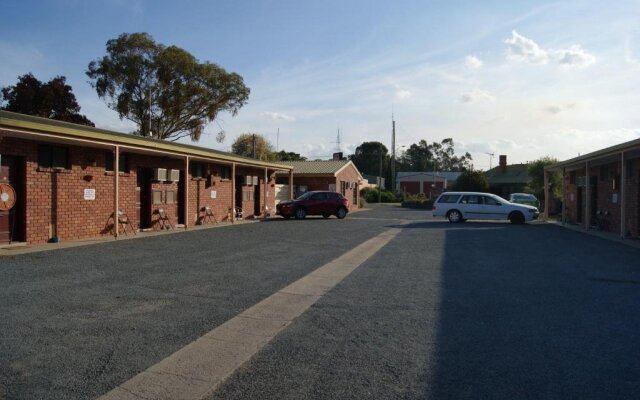 Bakery Park Motor Inn